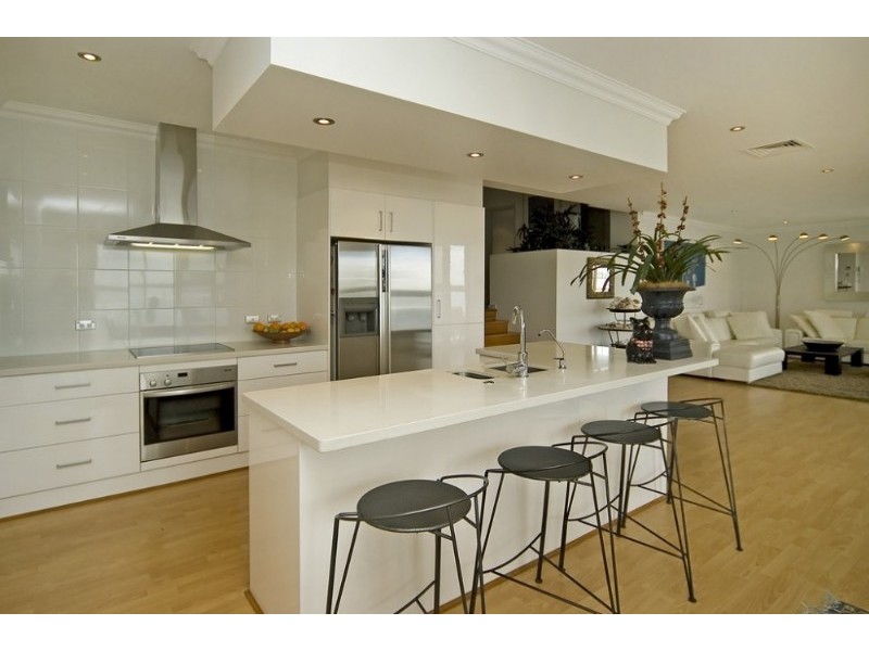 Paradise Point QLD 4216