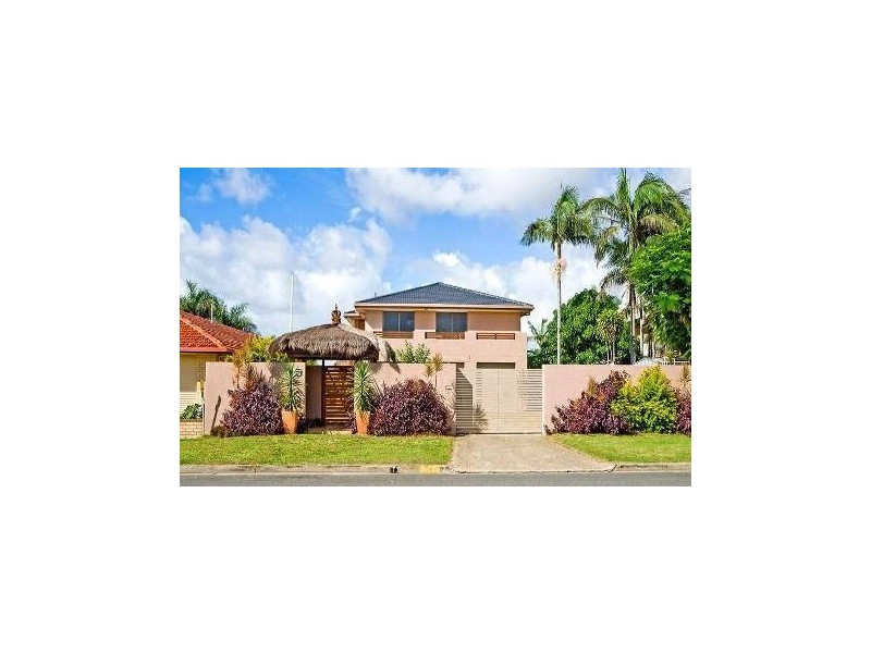 14 Markham Avenue, Runaway Bay QLD 4216