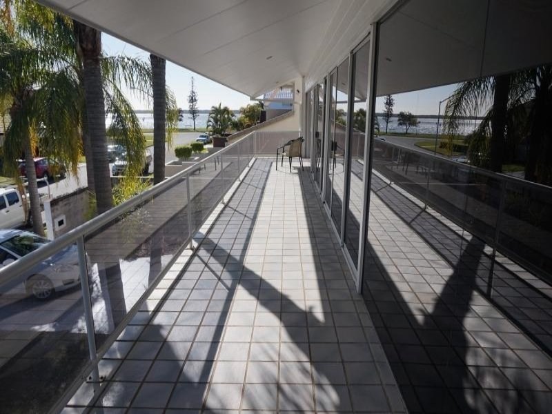 10 Van Diemen Place, Hollywell QLD 4216