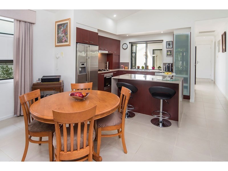 12/299 Napper Road, Arundel QLD 4214