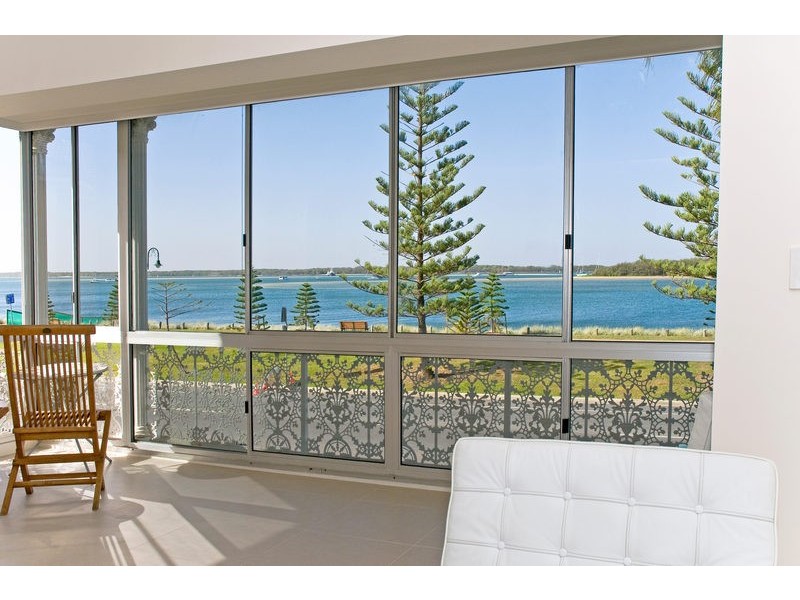 Biggera Waters QLD 4216