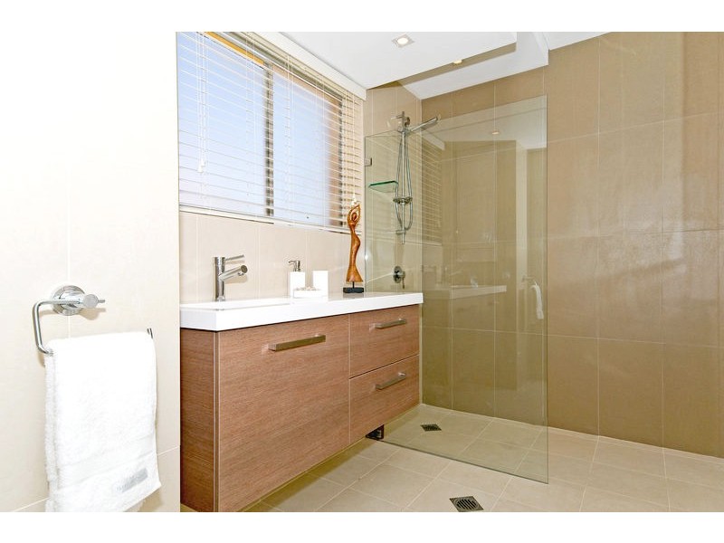 Biggera Waters QLD 4216