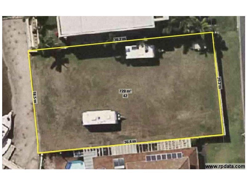 42 Shearwater Esplanade, Runaway Bay QLD 4216