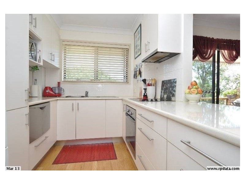 8/6 Broad Street, Labrador QLD 4215