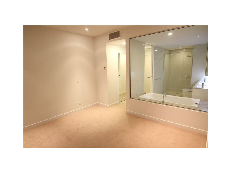 4201/2 Sunset Avenue, Paradise Point QLD 4216