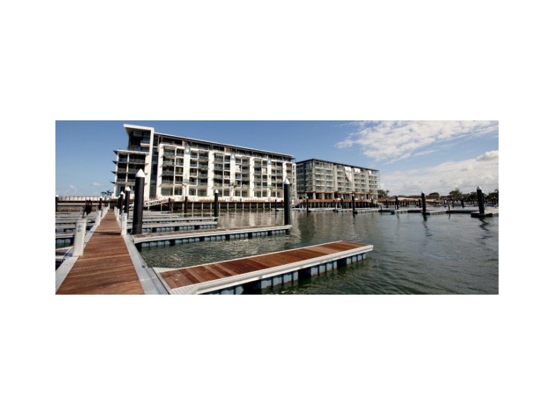4201/2 Sunset Avenue, Paradise Point QLD 4216