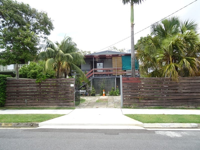 16 Kylie Street, Arundel QLD 4214