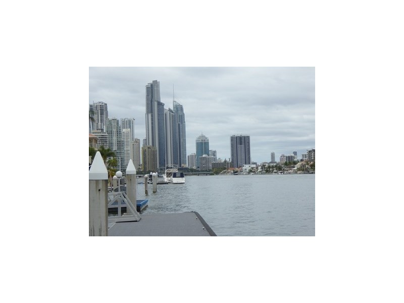 86 Admiralty Drive, Surfers Paradise QLD 4217