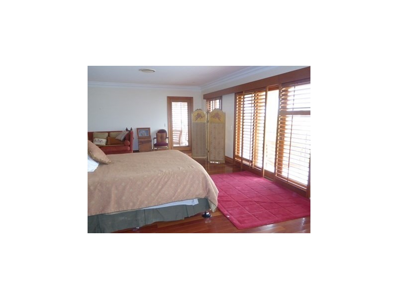 86 Admiralty Drive, Surfers Paradise QLD 4217