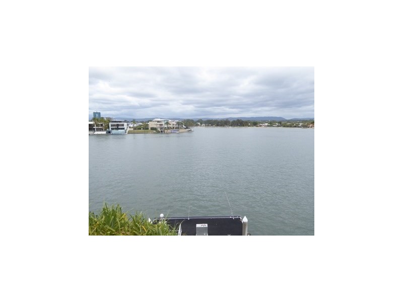 86 Admiralty Drive, Surfers Paradise QLD 4217