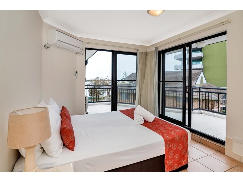 28/454 Marine Parade, Biggera Waters QLD 4216