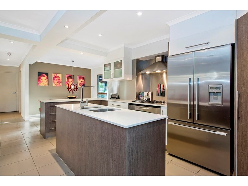 55 Nalkari Street, Coombabah QLD 4216