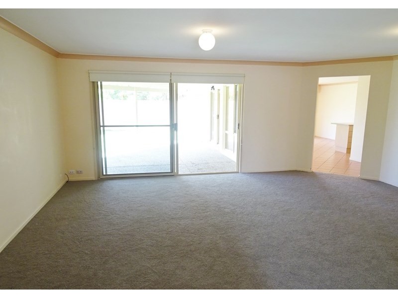 112 Monterey Keys Drive, Helensvale QLD 4212