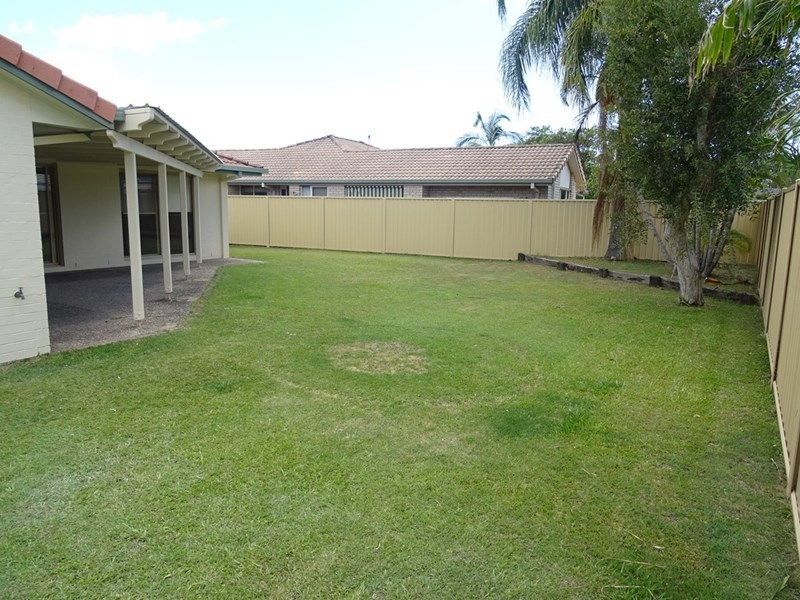 112 Monterey Keys Drive, Helensvale QLD 4212