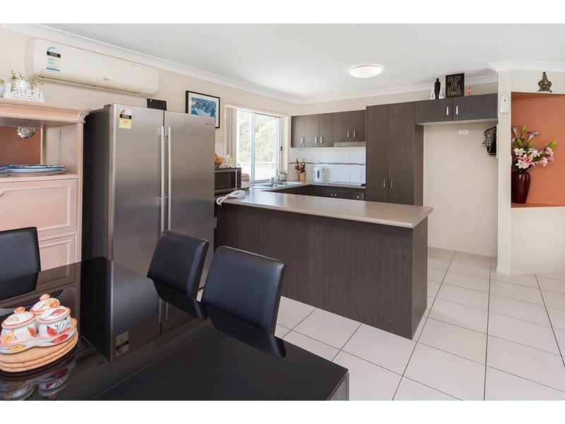 18 Saltwater Boulevard, Oxenford QLD 4210