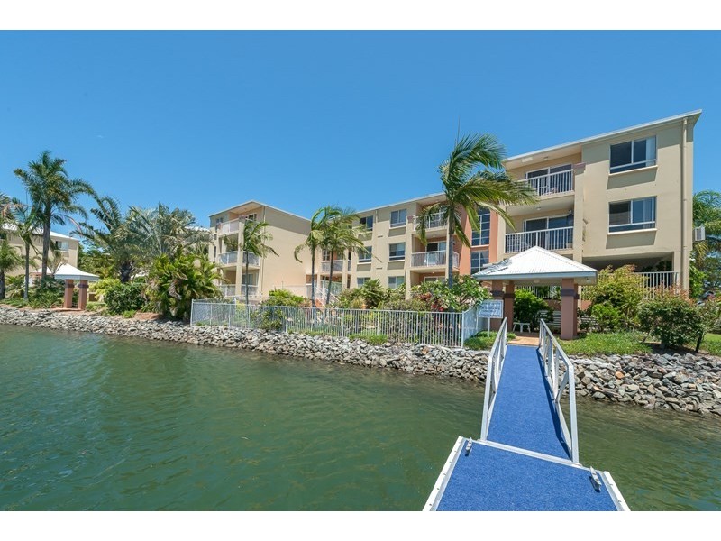 49/11-19 Taylor Street, Biggera Waters QLD 4216