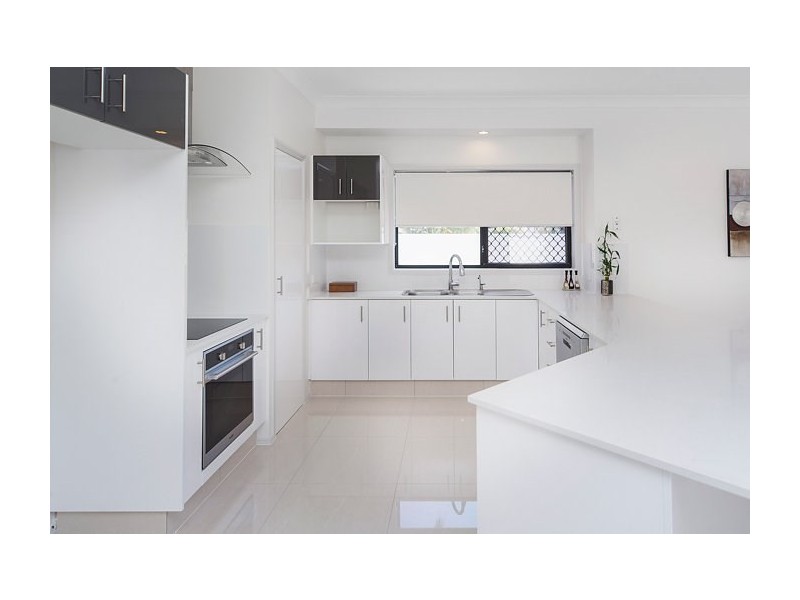 30 Tranquility Circuit, Helensvale QLD 4212