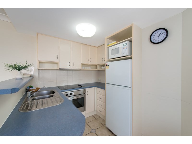 42/484 Marine Parade, Biggera Waters QLD 4216