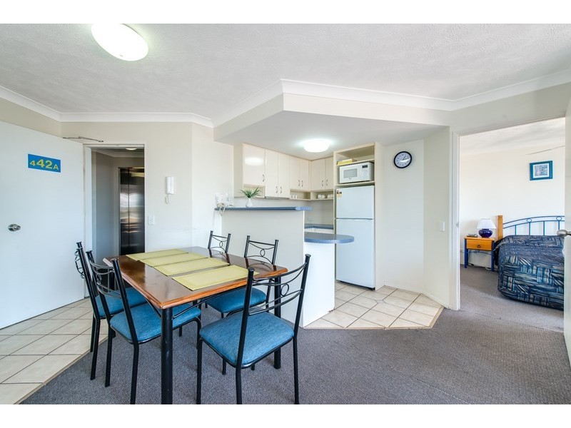 42/484 Marine Parade, Biggera Waters QLD 4216