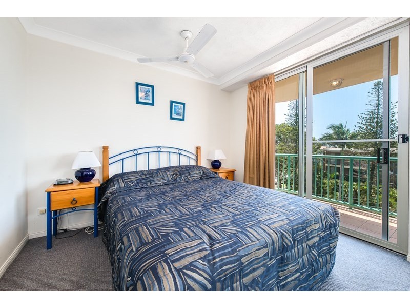 42/484 Marine Parade, Biggera Waters QLD 4216