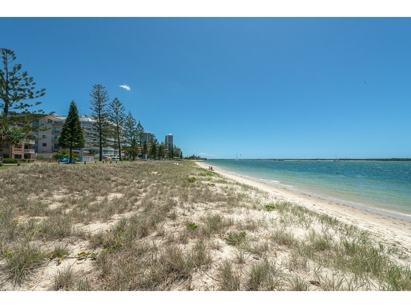 42/484 Marine Parade, Biggera Waters QLD 4216