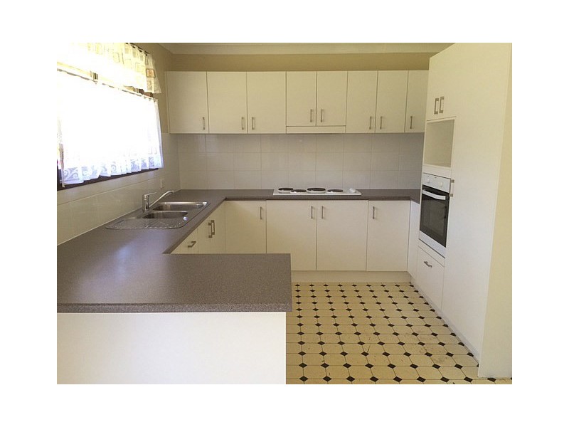 18 Cotlew Street, Southport QLD 4215