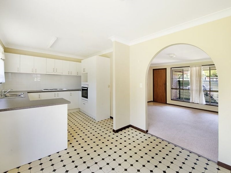 18 Cotlew Street, Southport QLD 4215