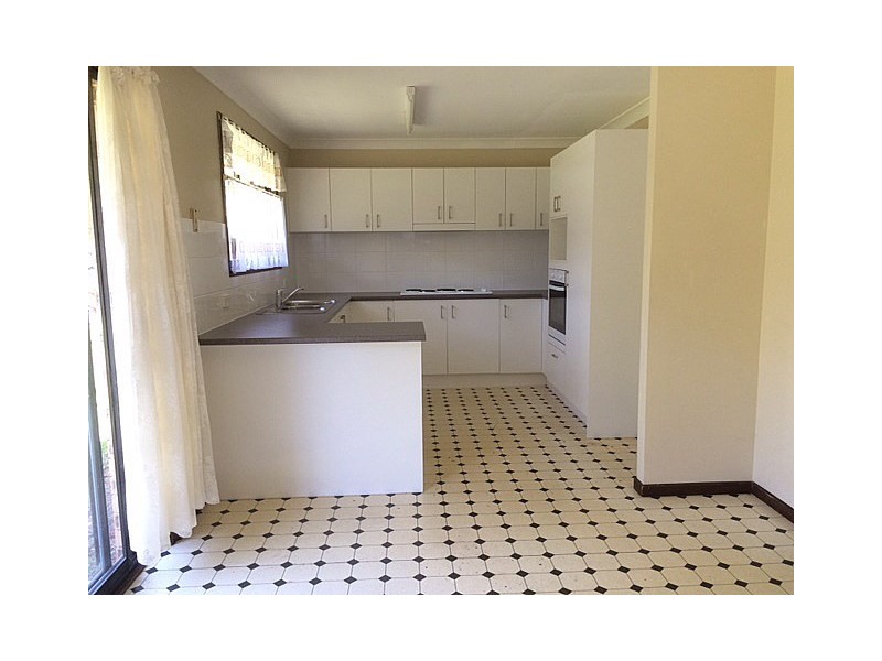 18 Cotlew Street, Southport QLD 4215