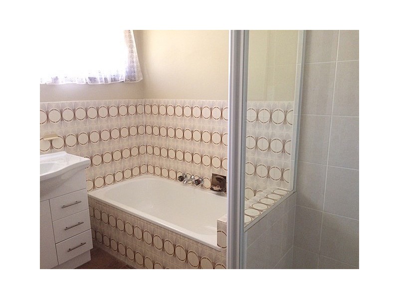 18 Cotlew Street, Southport QLD 4215