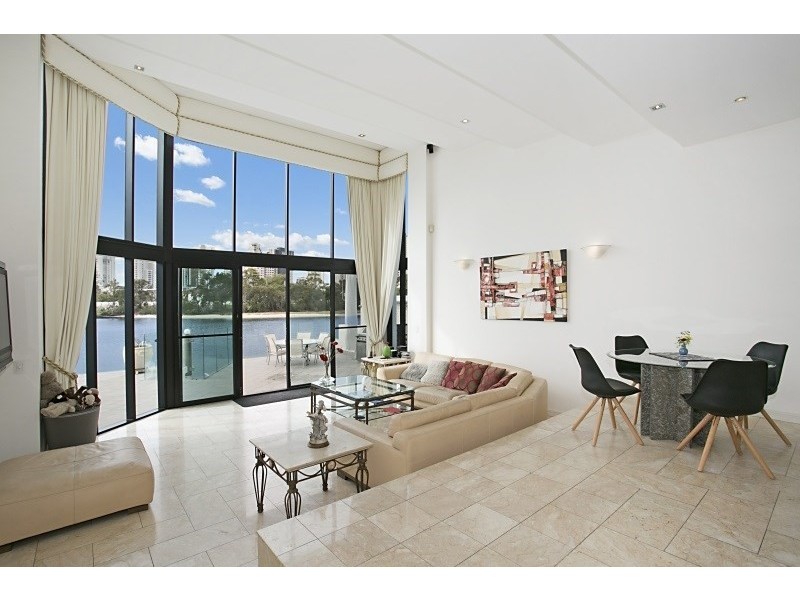 77 Commodore Drive, Surfers Paradise QLD 4217