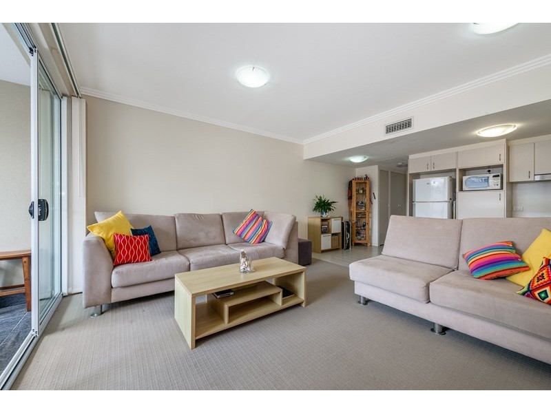13/6-10 Rose Street, Southport QLD 4215