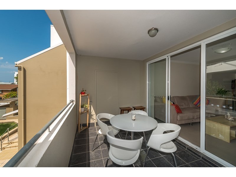 13/6-10 Rose Street, Southport QLD 4215