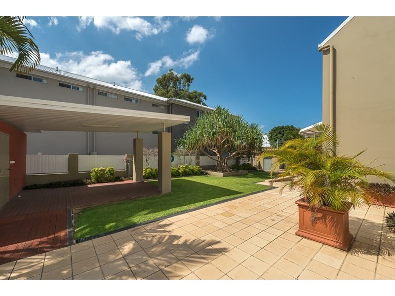 13/6-10 Rose Street, Southport QLD 4215