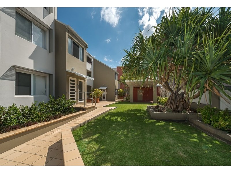 13/6-10 Rose Street, Southport QLD 4215