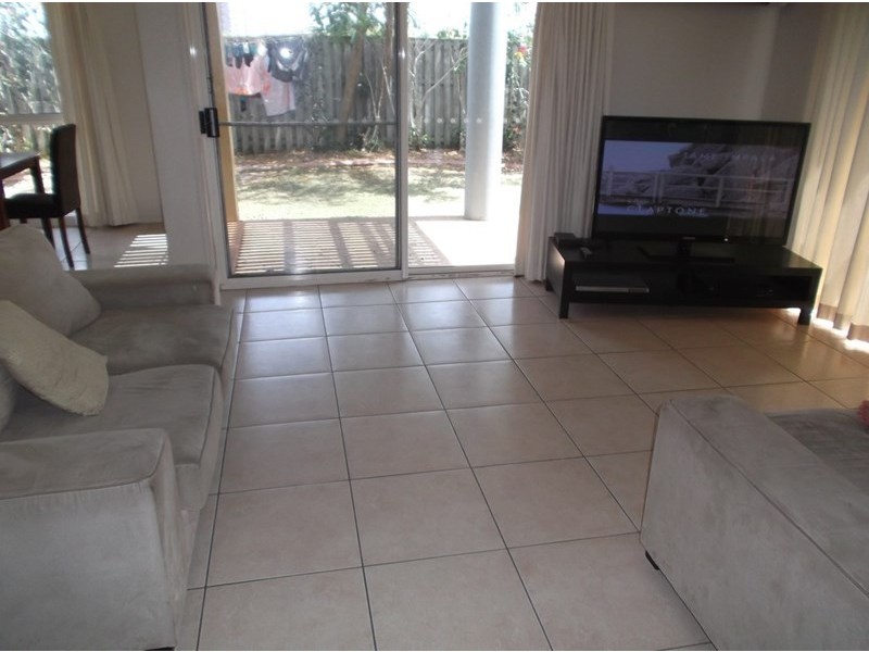 87/88-98 Limetree Parade, Runaway Bay QLD 4216