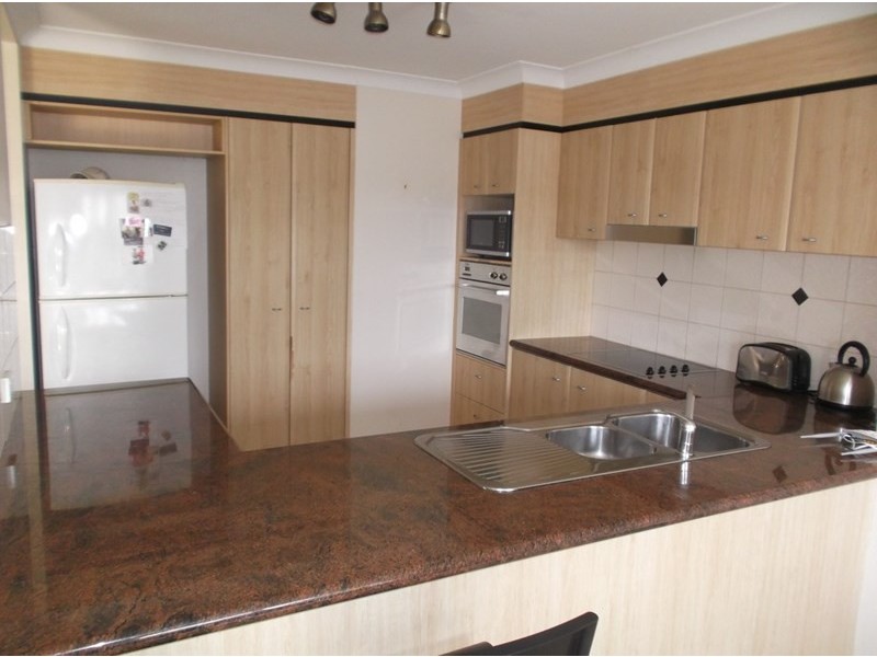 87/88-98 Limetree Parade, Runaway Bay QLD 4216