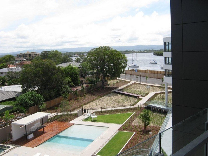 1404/1 Sunset Avenue, Paradise Point QLD 4216