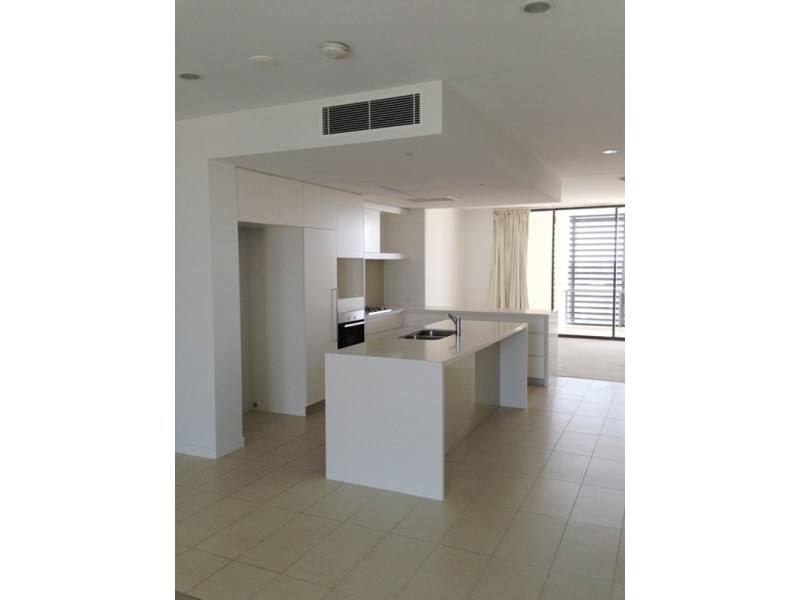 1404/1 Sunset Avenue, Paradise Point QLD 4216