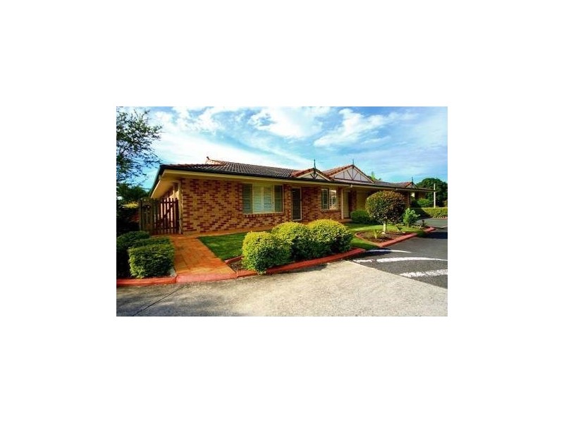 402 Pine Ridge Road, Coombabah QLD 4216