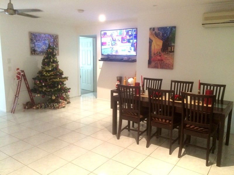 402 Pine Ridge Road, Coombabah QLD 4216