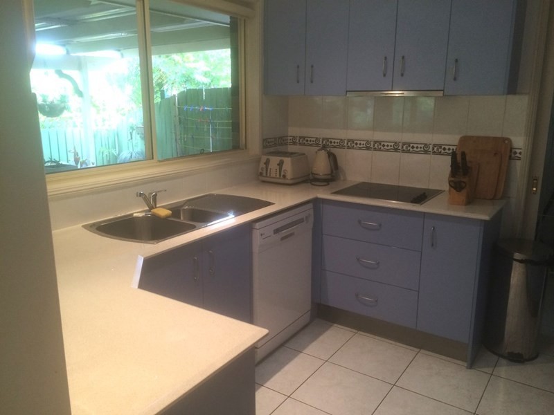 402 Pine Ridge Road, Coombabah QLD 4216