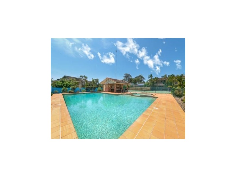 402 Pine Ridge Road, Coombabah QLD 4216