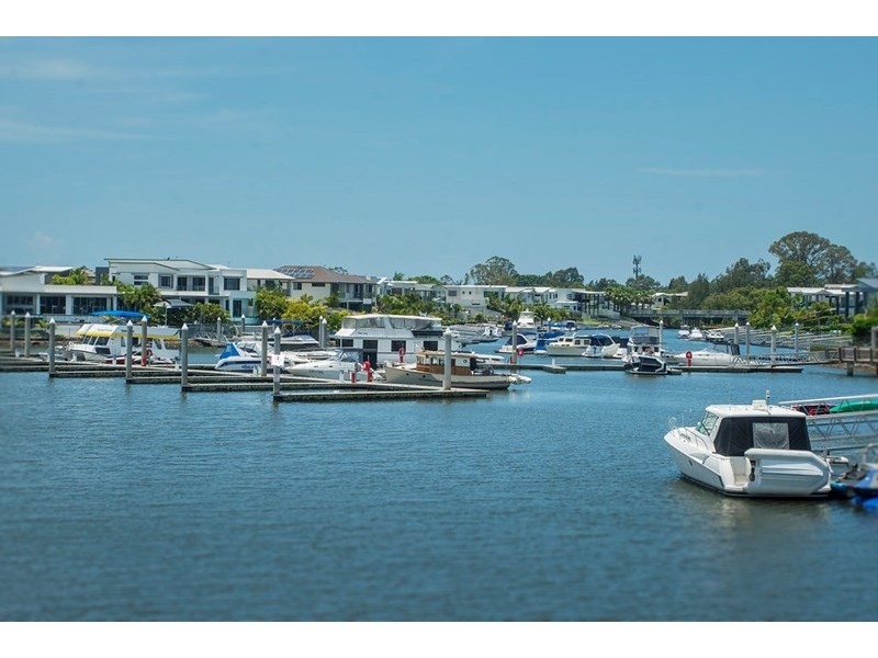 25 North Bank Court, Helensvale QLD 4212