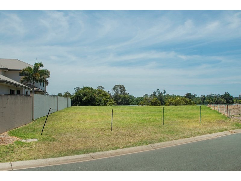25 North Bank Court, Helensvale QLD 4212