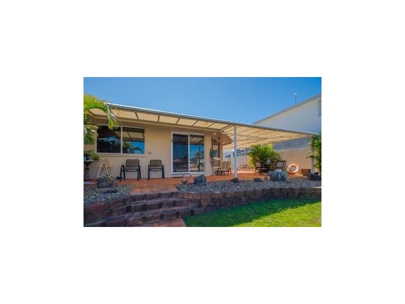 119 Pebble Beach Drive, Runaway Bay QLD 4216