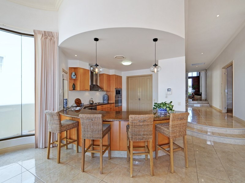 11a The Sovereign Mile, Paradise Point QLD 4216