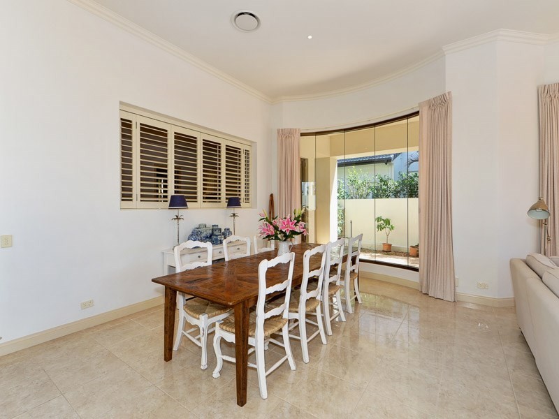 11a The Sovereign Mile, Paradise Point QLD 4216