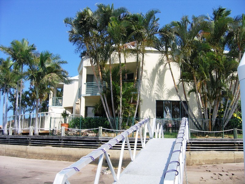 Runaway Bay QLD 4216