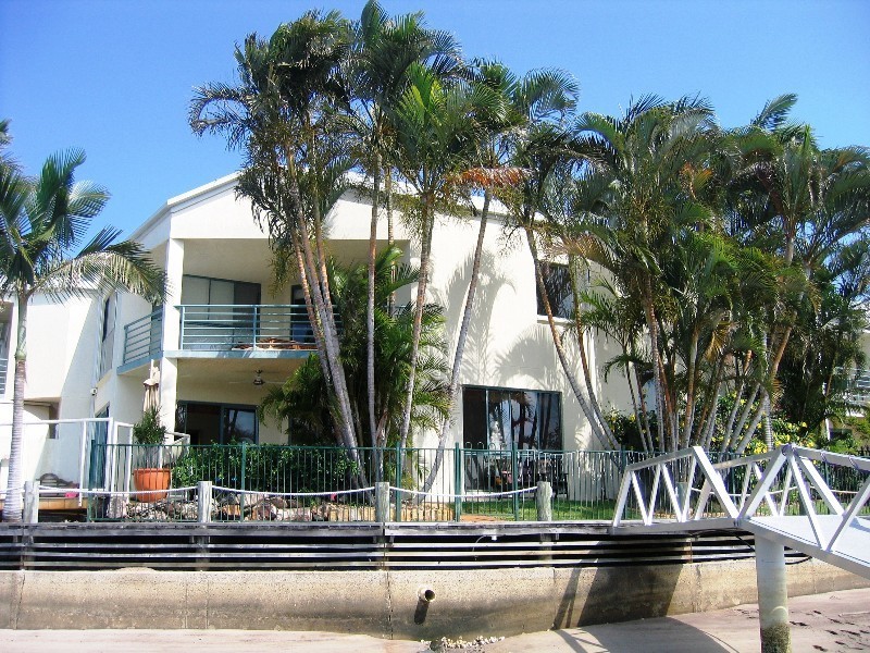 Runaway Bay QLD 4216