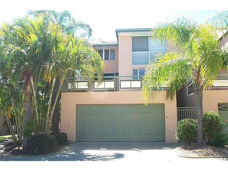 20/100 Morala Avenue, Runaway Bay QLD 4216